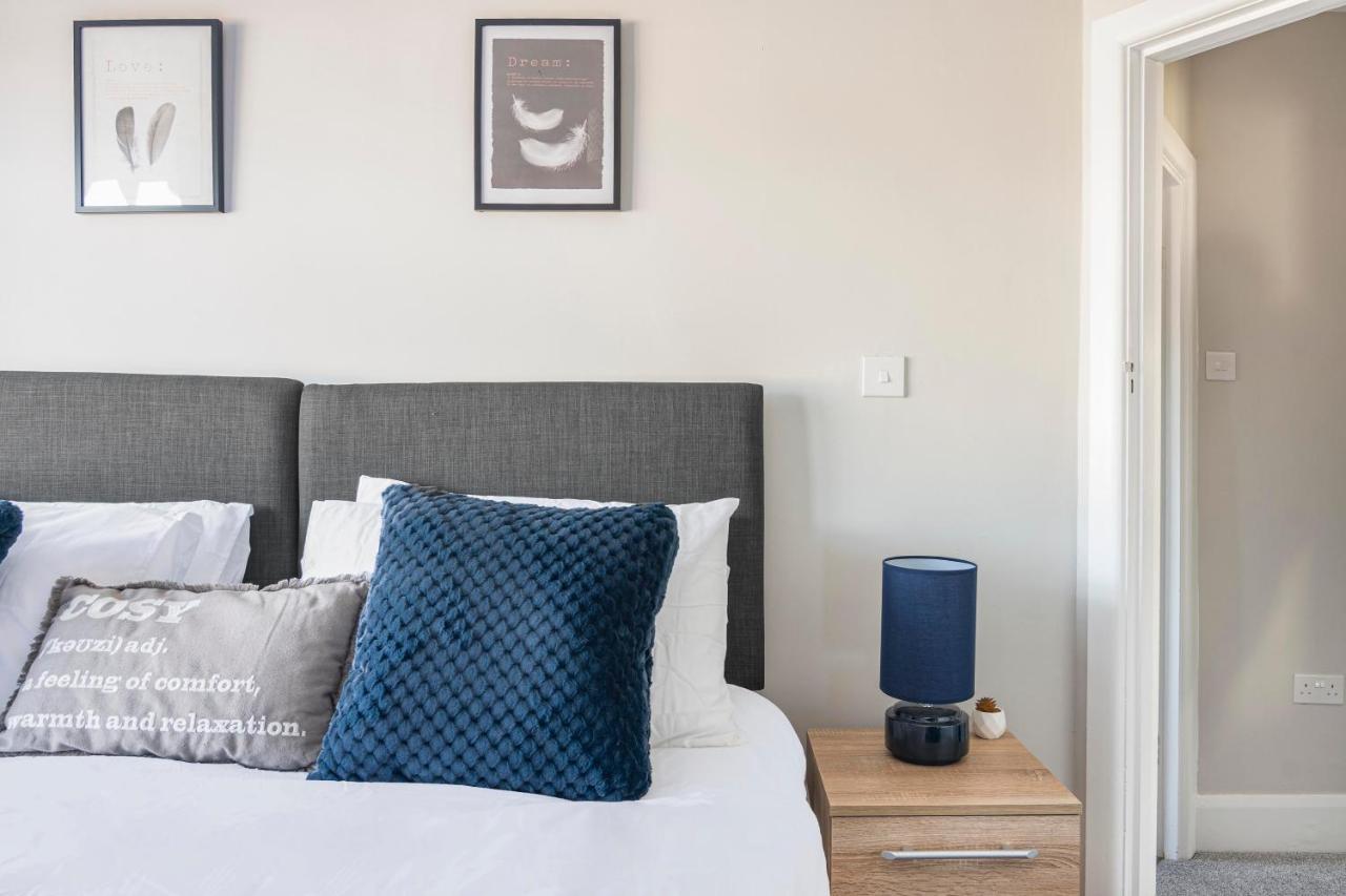 Spacious 3 Bed House, Netflix, Garden, Parking サウサンプトン エクステリア 写真