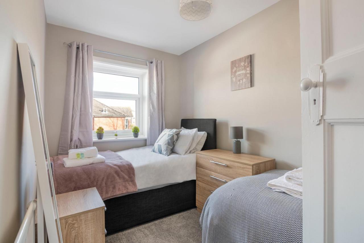 Spacious 3 Bed House, Netflix, Garden, Parking サウサンプトン エクステリア 写真